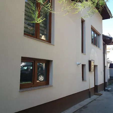 Apartman Iman *